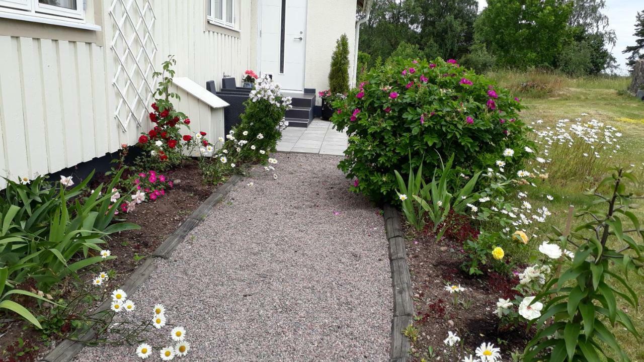 Kinne-Vedum Bed And Breakfast Gotene Exterior photo
